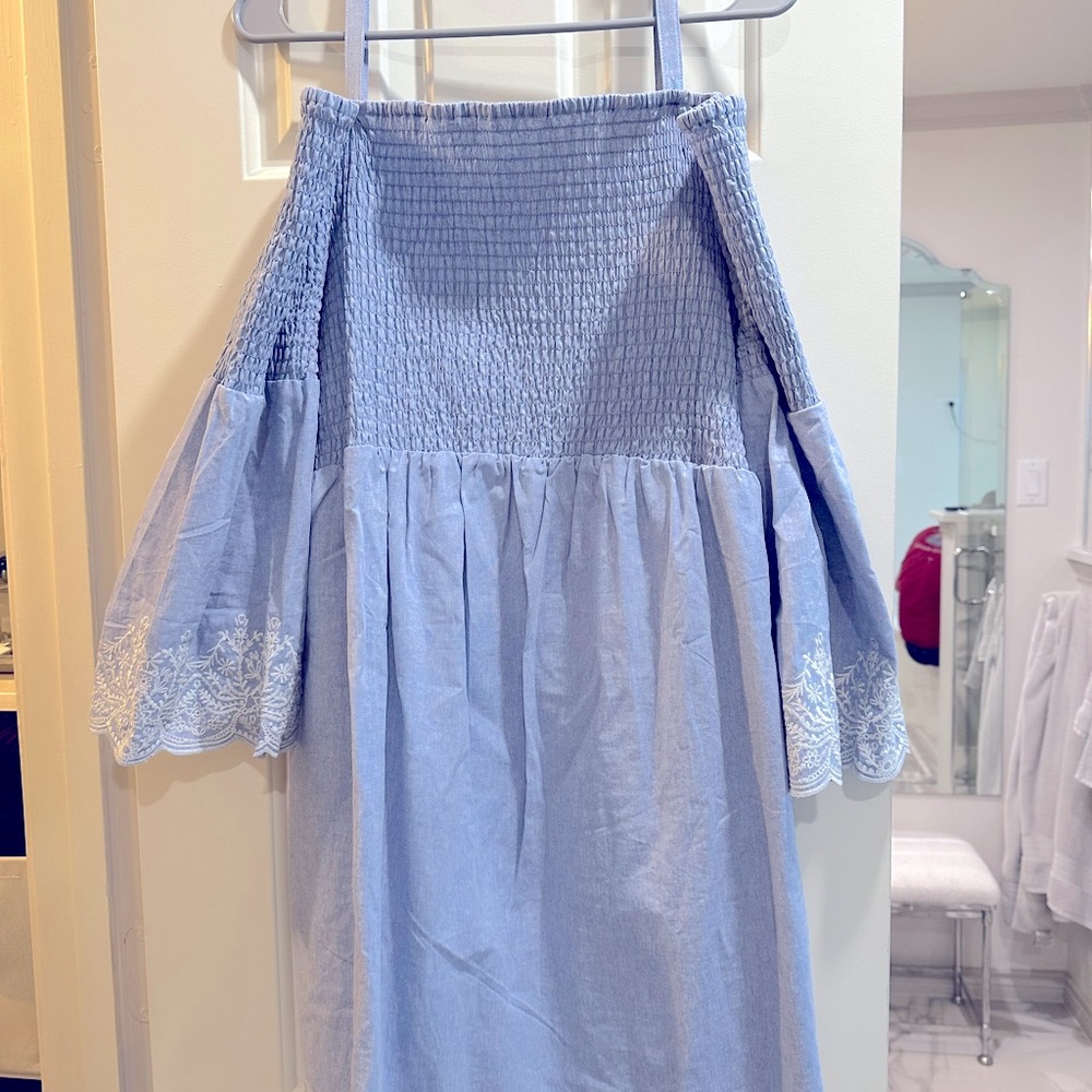 Seraphine Maternity Smocked Off-the-Shoulder Dress EUC